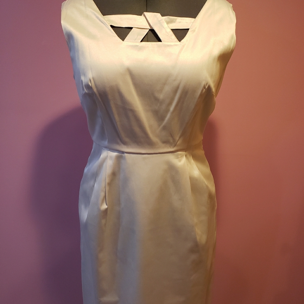 Candice Gwinn/Trashy Diva ivory dress